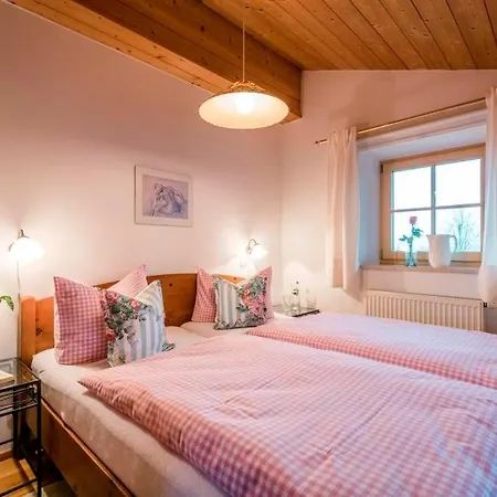 Köllhof Apartman *