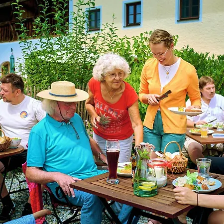 Koellhof Appartement Höslwang
