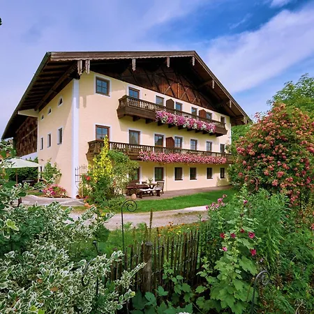 Köllhof Apartman Höslwang
