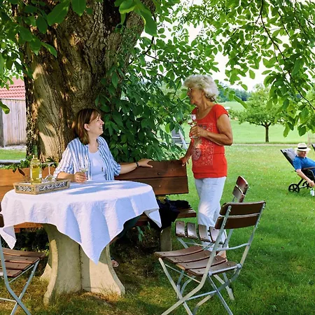 Koellhof Apartment *